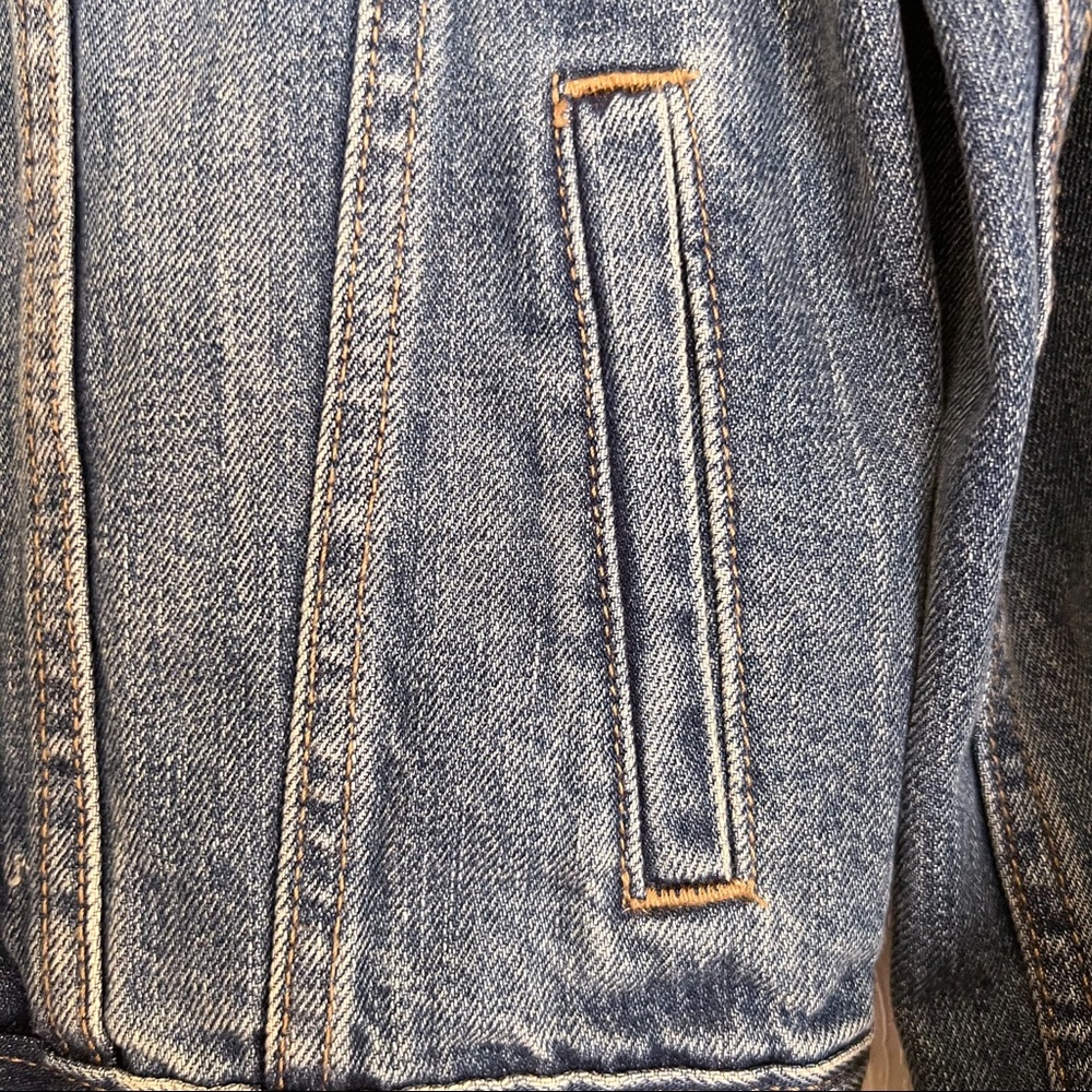 GAP Jean Jacket - Picture 4 of 7